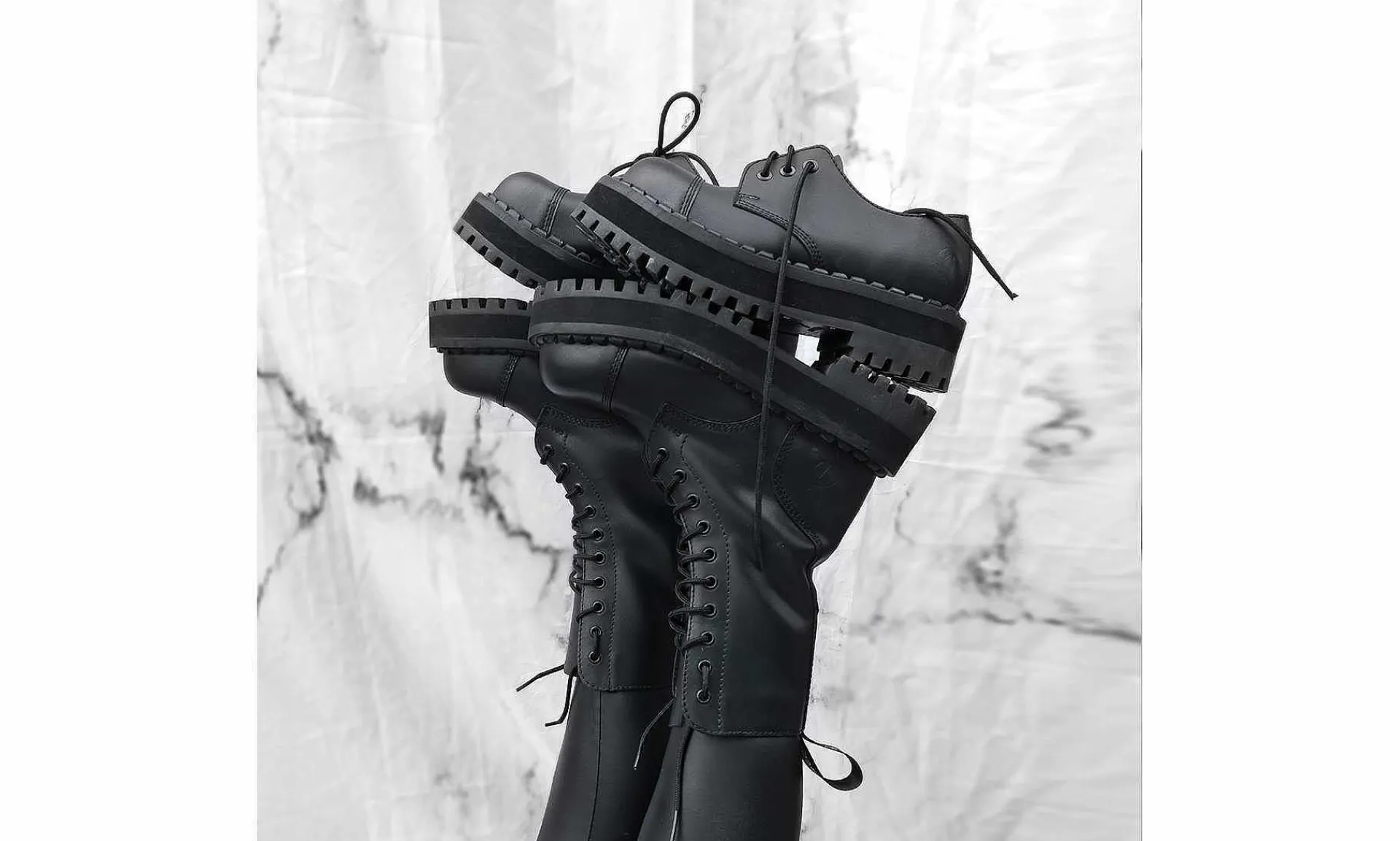 Damen Altercore 353 Black