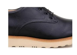 Herren Ahimsa Charles Black